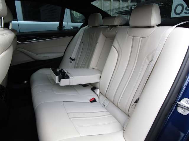 ＢＭＷ ５シリーズ ５３０ｉ　Ｍスポーツ H30年 (近畿) 99