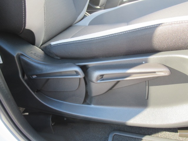 ホンダ フィット　ハイブリッド １．５ Ｅ：ＨＥＶ ネス R2年 (関東) 99