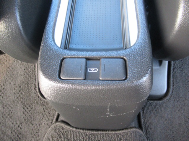 ホンダ フィット　ハイブリッド １．５ Ｅ：ＨＥＶ ネス R2年 (関東) 99