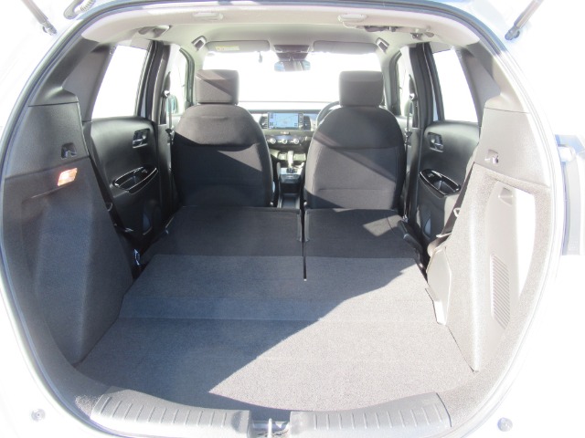 ホンダ フィット　ハイブリッド １．５ Ｅ：ＨＥＶ ネス R2年 (関東) 99