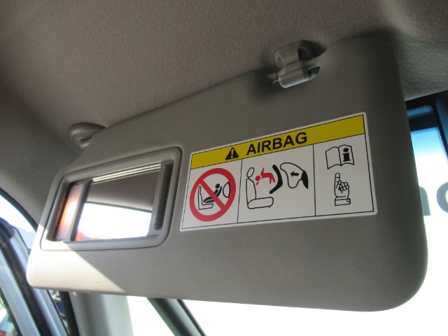 ホンダ フィット　ハイブリッド １．５ Ｅ：ＨＥＶ ネス R2年 (関東) 99