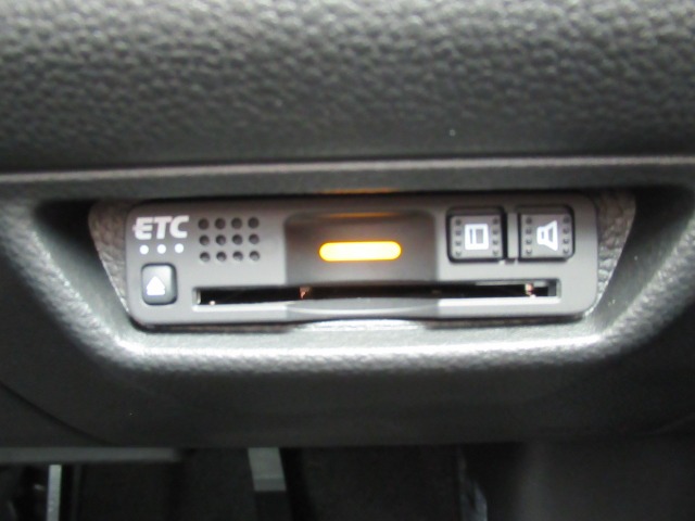 ホンダ アコード　ハイブリッド ２．０ ＥＸ R4年 (関東) 99