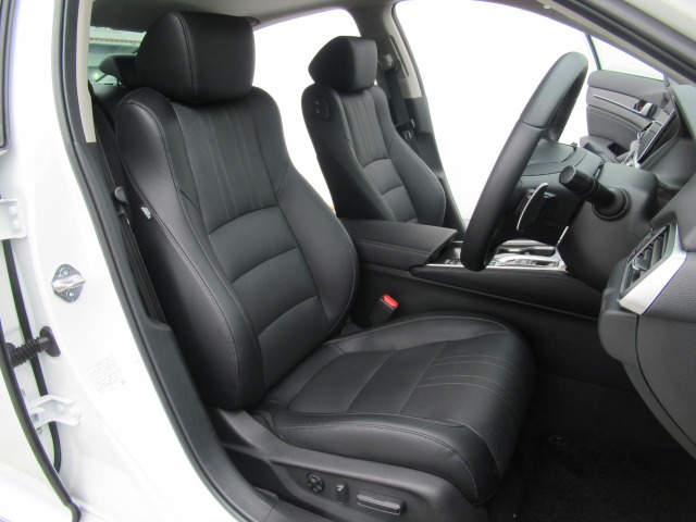 ホンダ アコード　ハイブリッド ２．０ ＥＸ R4年 (関東) 99