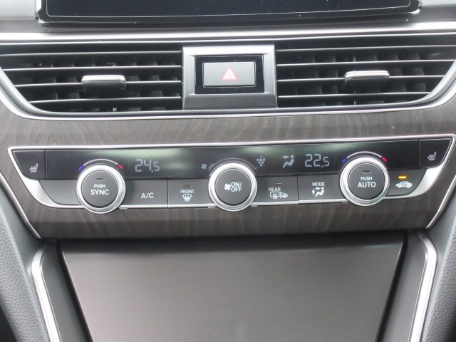 ホンダ アコード　ハイブリッド ２．０ ＥＸ R4年 (関東) 99