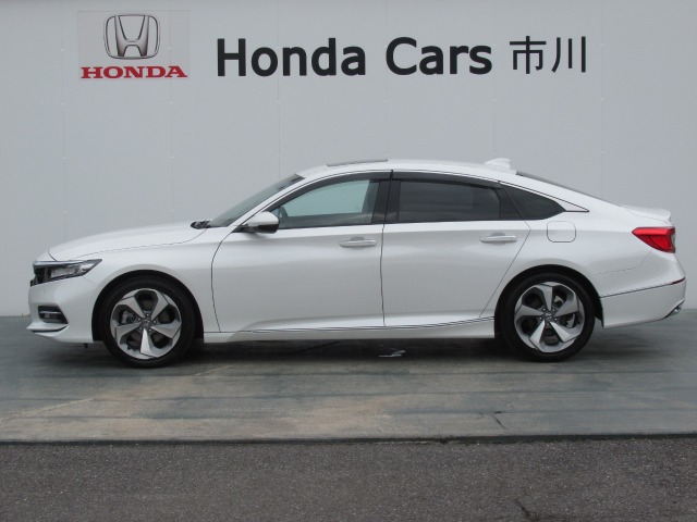 ホンダ アコード　ハイブリッド ２．０ ＥＸ R4年 (関東) 99