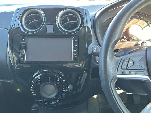 日産 ノート １．２ Ｅ－ＰＯＷＥＲ Ｘ R1年 (東海) 99