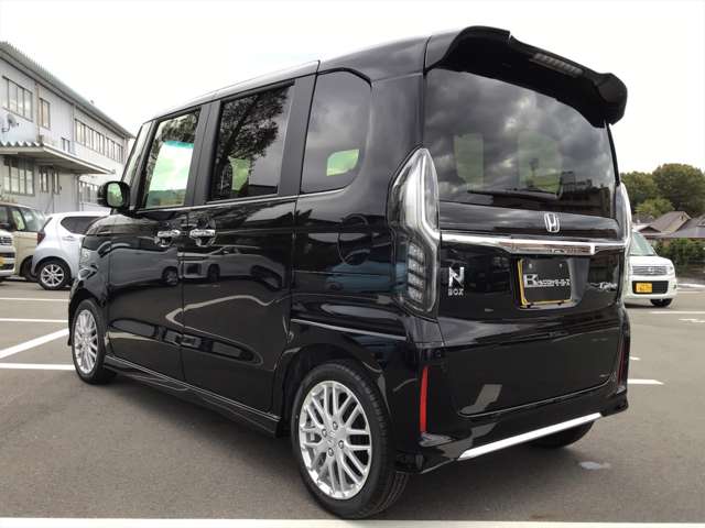 ホンダ Ｎ　ＢＯＸ カスタム ６６０ Ｌ ターボ R5年 (近畿) 99
