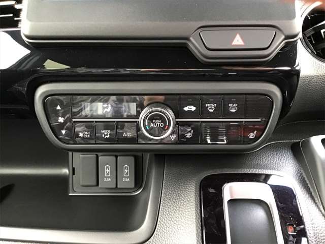 ホンダ Ｎ　ＢＯＸ カスタム ６６０ Ｌ ターボ R5年 (近畿) 99