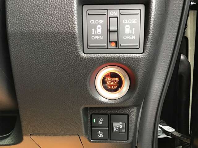 ホンダ Ｎ　ＢＯＸ カスタム ６６０ Ｌ ターボ R5年 (近畿) 99