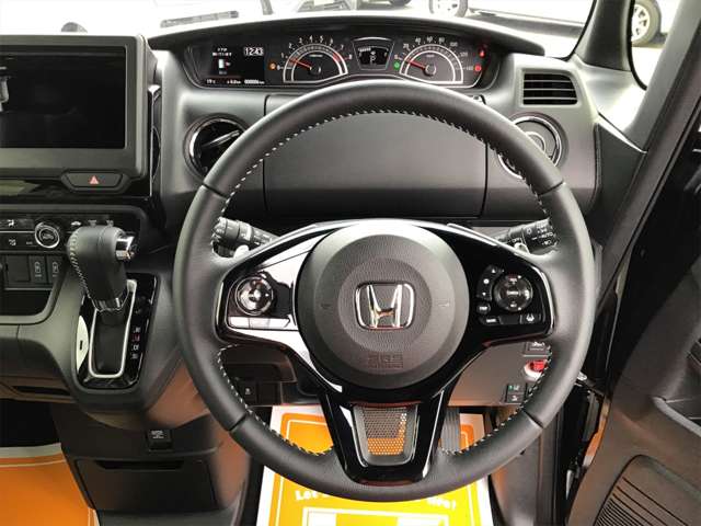 ホンダ Ｎ　ＢＯＸ カスタム ６６０ Ｌ ターボ R5年 (近畿) 99