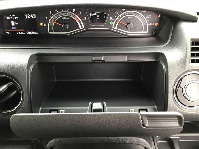 ホンダ Ｎ　ＢＯＸ カスタム ６６０ Ｌ ターボ R5年 (近畿) 99