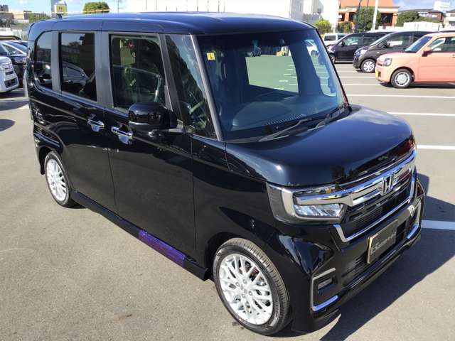ホンダ Ｎ　ＢＯＸ カスタム ６６０ Ｌ ターボ R5年 (近畿) 99