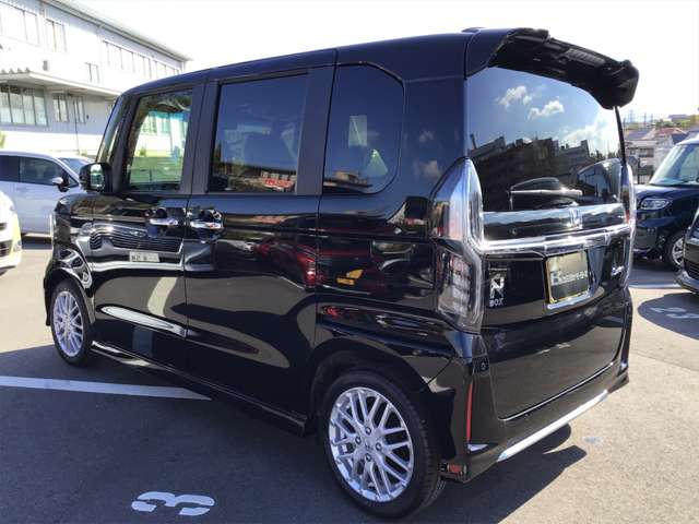 ホンダ Ｎ　ＢＯＸ カスタム ６６０ Ｌ ターボ R5年 (近畿) 99