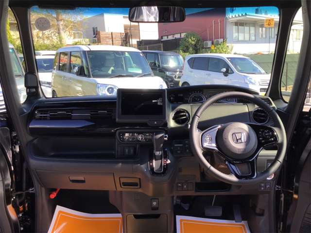 ホンダ Ｎ　ＢＯＸ カスタム ６６０ Ｌ ターボ R5年 (近畿) 99