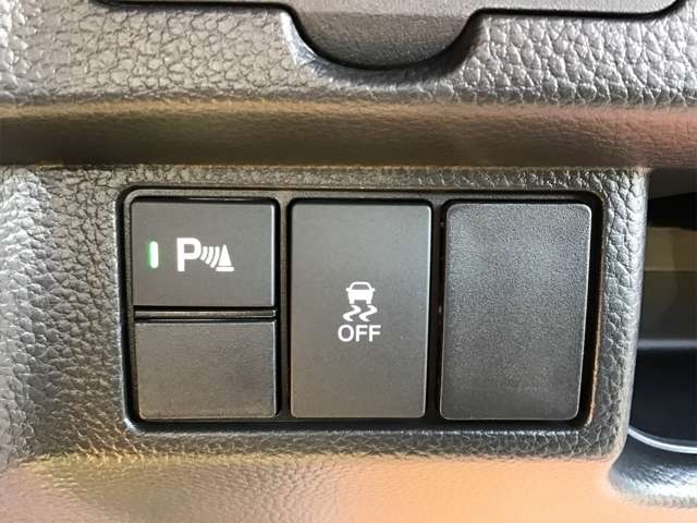 ホンダ Ｎ　ＢＯＸ カスタム ６６０ Ｌ ターボ R5年 (近畿) 99