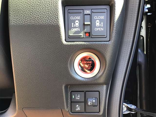 ホンダ Ｎ　ＢＯＸ カスタム ６６０ Ｌ ターボ R5年 (近畿) 99