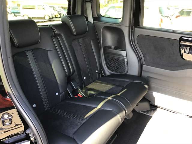 ホンダ Ｎ　ＢＯＸ カスタム ６６０ Ｌ ターボ R5年 (近畿) 99