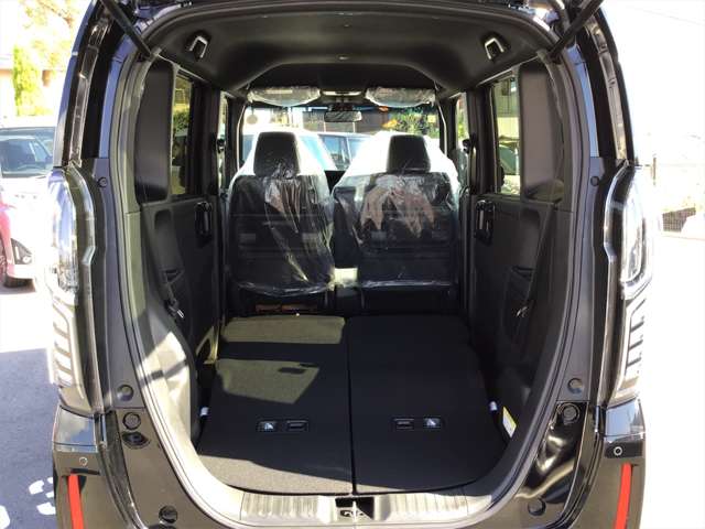 ホンダ Ｎ　ＢＯＸ カスタム ６６０ Ｌ ターボ R5年 (近畿) 99