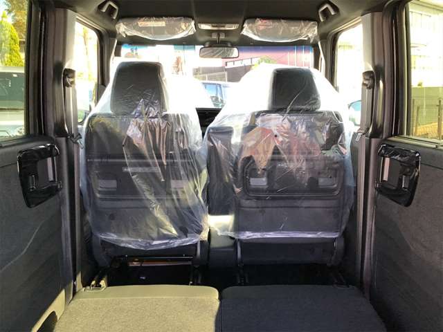 ホンダ Ｎ　ＢＯＸ カスタム ６６０ Ｌ ターボ R5年 (近畿) 99