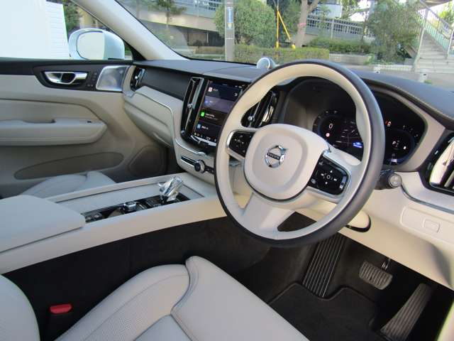 ボルボ ＸＣ６０ アルティメット Ｂ５ ＡＷＤ ４ＷＤ R5年 (関東) 99