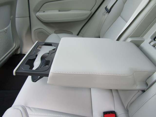 ボルボ ＸＣ６０ アルティメット Ｂ５ ＡＷＤ ４ＷＤ R5年 (関東) 99