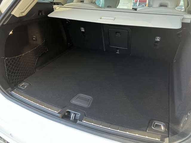 ボルボ ＸＣ６０ アルティメット Ｂ５ ＡＷＤ ４ＷＤ R5年 (関東) 99