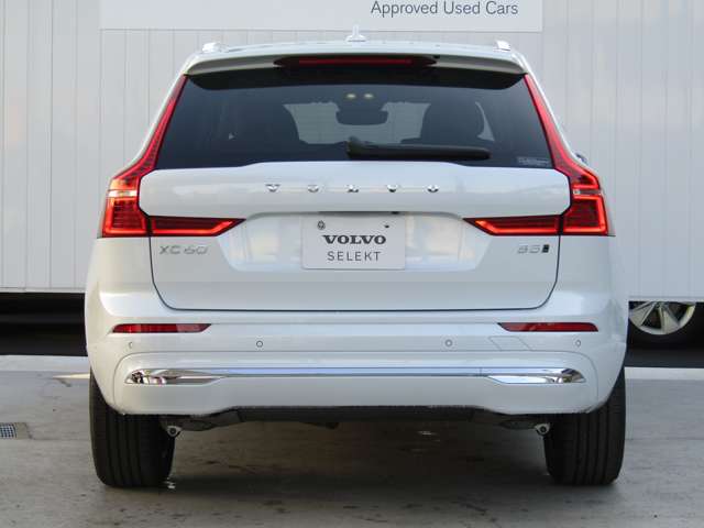ボルボ ＸＣ６０ アルティメット Ｂ５ ＡＷＤ ４ＷＤ R5年 (関東) 99
