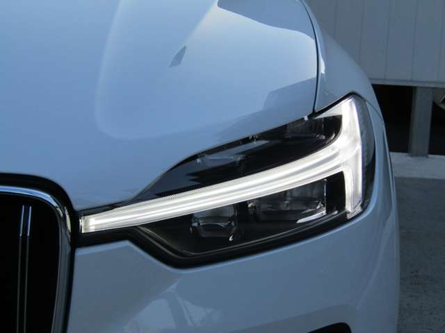 ボルボ ＸＣ６０ アルティメット Ｂ５ ＡＷＤ ４ＷＤ R5年 (関東) 99