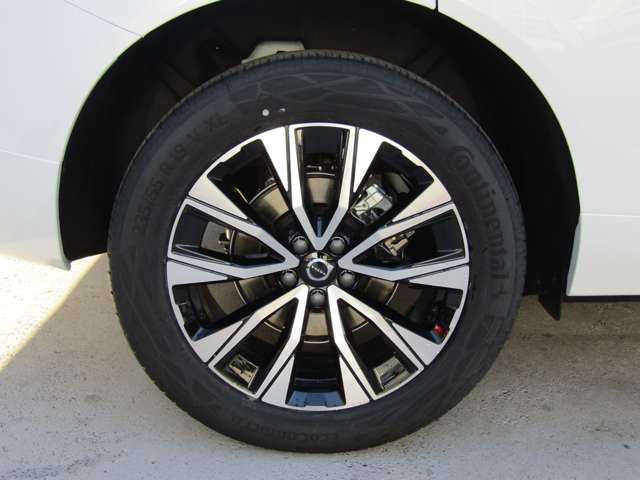 ボルボ ＸＣ６０ アルティメット Ｂ５ ＡＷＤ ４ＷＤ R5年 (関東) 99