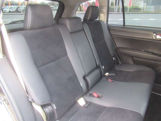 トヨタ カローラフィールダー １．５Ｇ　エアロツアラー　Ｗ×Ｂ H26年 (関東) 99