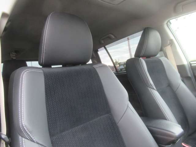 トヨタ カローラフィールダー １．５Ｇ　エアロツアラー　Ｗ×Ｂ H26年 (関東) 99