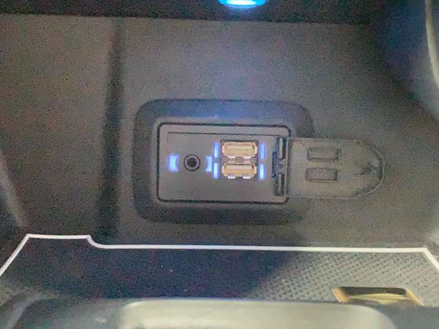 トヨタ ハリアー　ハイブリッド ２．５ ハイブリッド Ｅ－ＦＯＵＲ Ｚ レザーパッケージ ４ＷＤ R2年 (北海道) 99