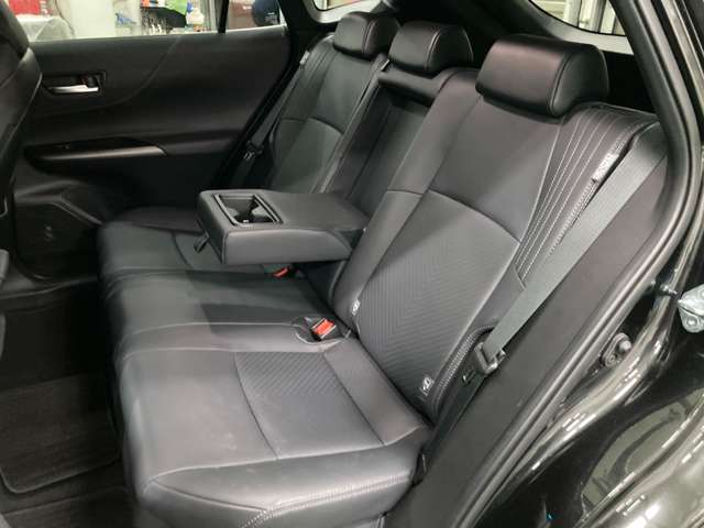 トヨタ ハリアー　ハイブリッド ２．５ ハイブリッド Ｅ－ＦＯＵＲ Ｚ レザーパッケージ ４ＷＤ R2年 (北海道) 99