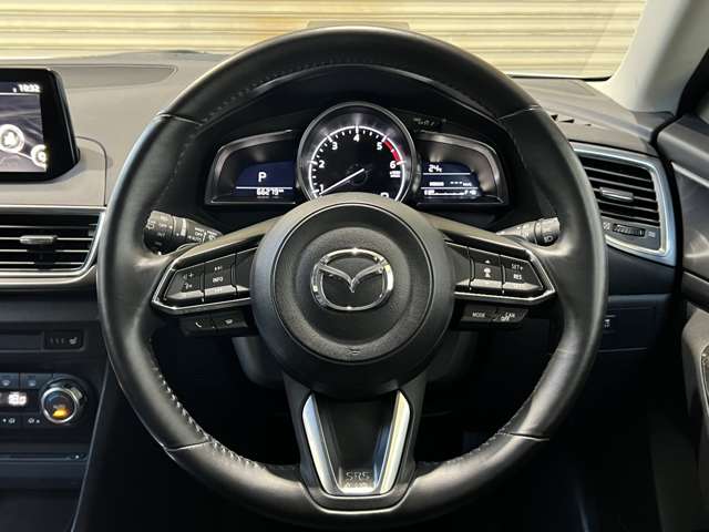 マツダ アクセラスポーツ ２．２ ２２ＸＤ Ｌパッケージ ディーゼルターボ ４ＷＤ H28年 (北海道) 99