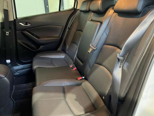 マツダ アクセラスポーツ ２．２ ２２ＸＤ Ｌパッケージ ディーゼルターボ ４ＷＤ H28年 (北海道) 99