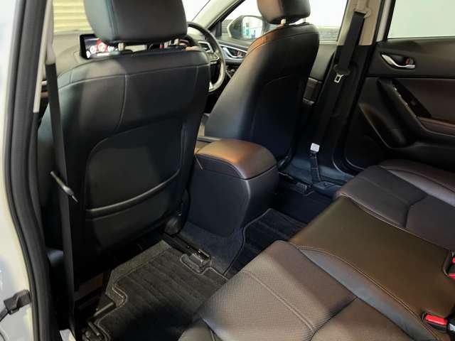 マツダ アクセラスポーツ ２．２ ２２ＸＤ Ｌパッケージ ディーゼルターボ ４ＷＤ H28年 (北海道) 99