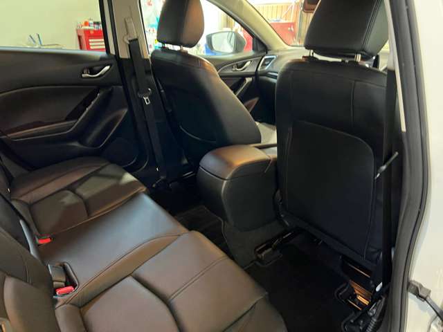 マツダ アクセラスポーツ ２．２ ２２ＸＤ Ｌパッケージ ディーゼルターボ ４ＷＤ H28年 (北海道) 99