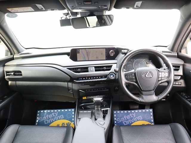 レクサス ＵＸ２５０ｈ ２５０Ｈ バージョンＬ ４ＷＤ R2年 (関東) 99