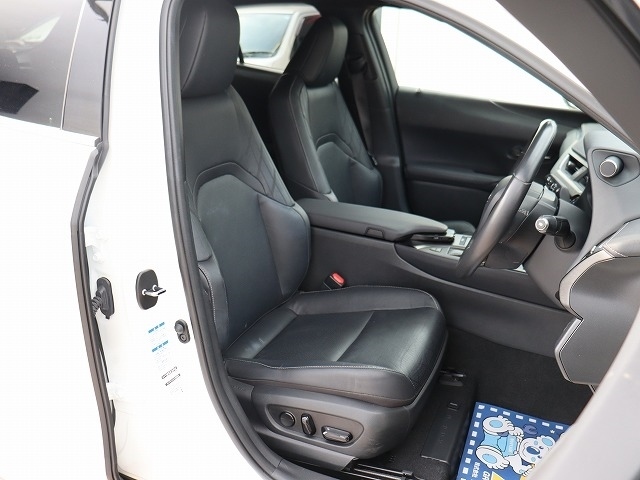 レクサス ＵＸ２５０ｈ ２５０Ｈ バージョンＬ ４ＷＤ R2年 (関東) 99