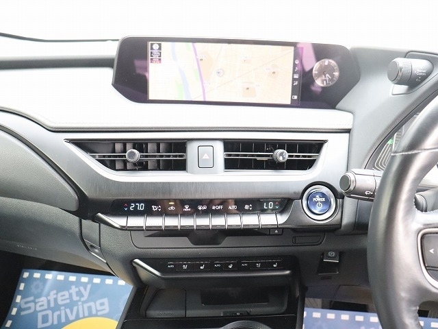 レクサス ＵＸ２５０ｈ ２５０Ｈ バージョンＬ ４ＷＤ R2年 (関東) 99