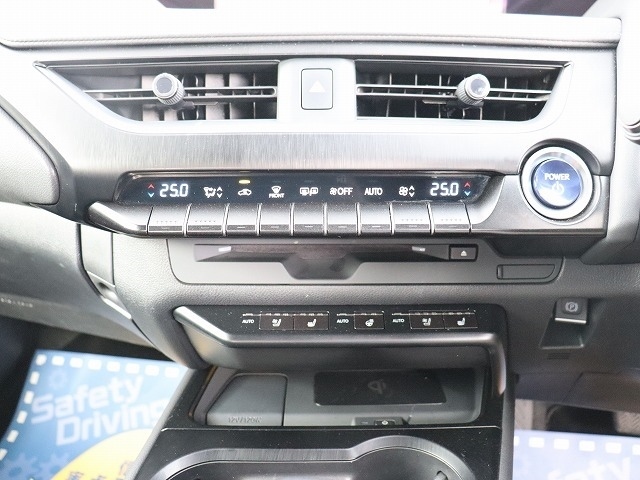 レクサス ＵＸ２５０ｈ ２５０Ｈ バージョンＬ ４ＷＤ R2年 (関東) 99