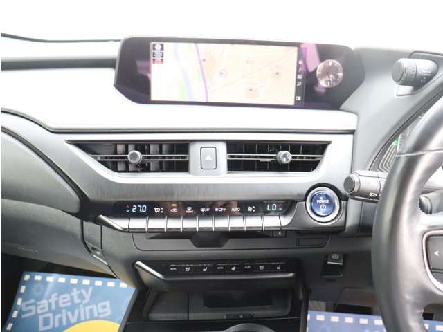 レクサス ＵＸ２５０ｈ ２５０Ｈ バージョンＬ ４ＷＤ R2年 (関東) 99