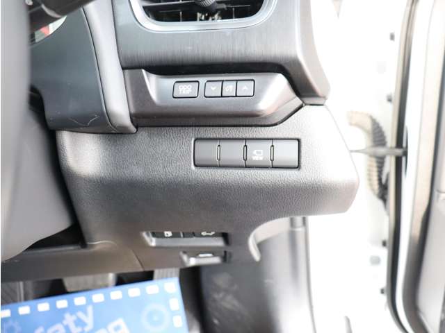 レクサス ＵＸ２５０ｈ ２５０Ｈ バージョンＬ ４ＷＤ R2年 (関東) 99