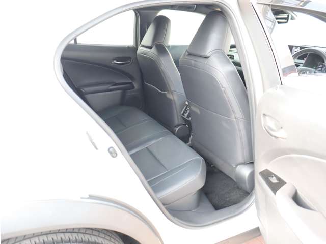 レクサス ＵＸ２５０ｈ ２５０Ｈ バージョンＬ ４ＷＤ R2年 (関東) 99