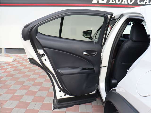 レクサス ＵＸ２５０ｈ ２５０Ｈ バージョンＬ ４ＷＤ R2年 (関東) 99