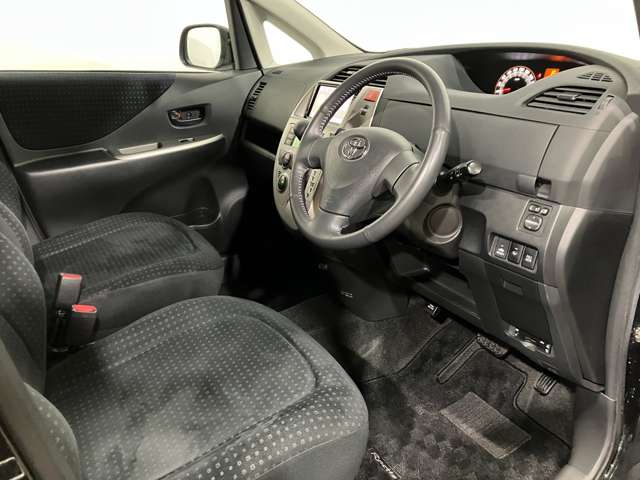 トヨタ ラクティス １．５ Ｇ Ｌパッケージ ４ＷＤ H20年 (北海道) 99