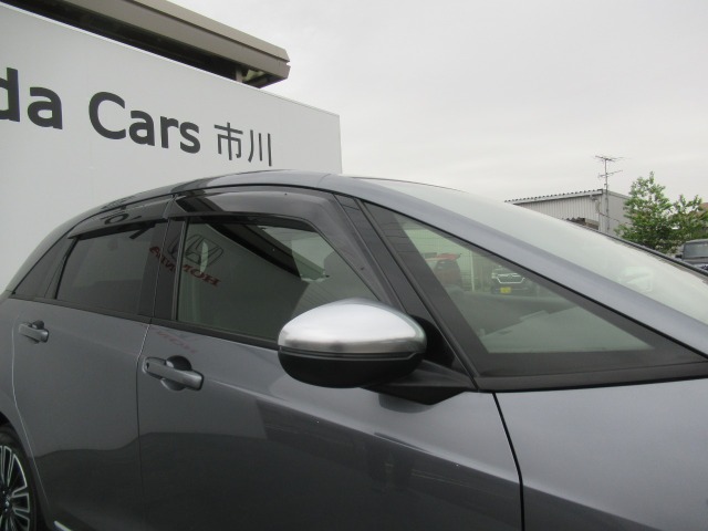 ホンダ フィット　ハイブリッド １．５ Ｅ：ＨＥＶ リュクス ４ＷＤ R2年 (関東) 99