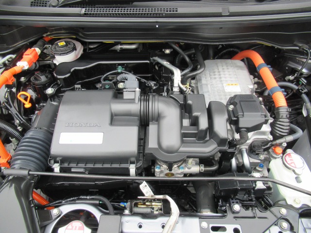 ホンダ フィット　ハイブリッド １．５ Ｅ：ＨＥＶ リュクス ４ＷＤ R2年 (関東) 99