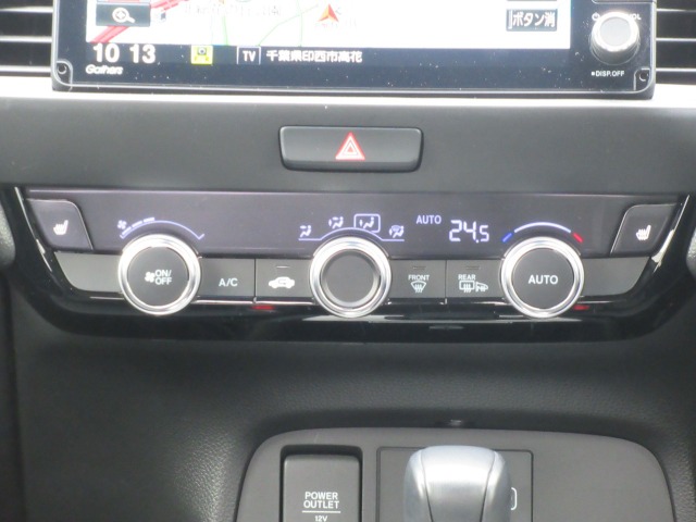 ホンダ フィット　ハイブリッド １．５ Ｅ：ＨＥＶ リュクス ４ＷＤ R2年 (関東) 99