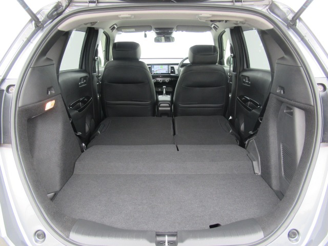 ホンダ フィット　ハイブリッド １．５ Ｅ：ＨＥＶ リュクス ４ＷＤ R2年 (関東) 99